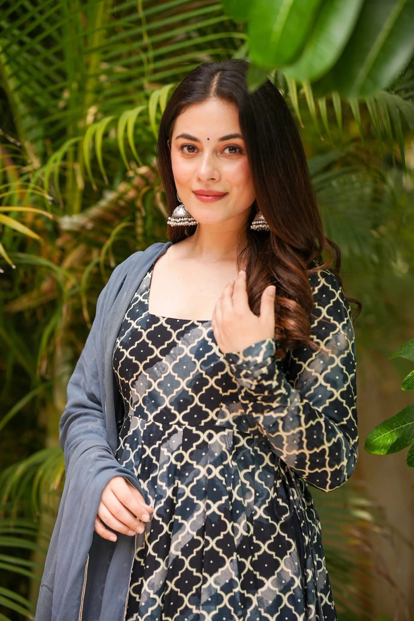 Aafreen Rayon Suit Set - Image 5
