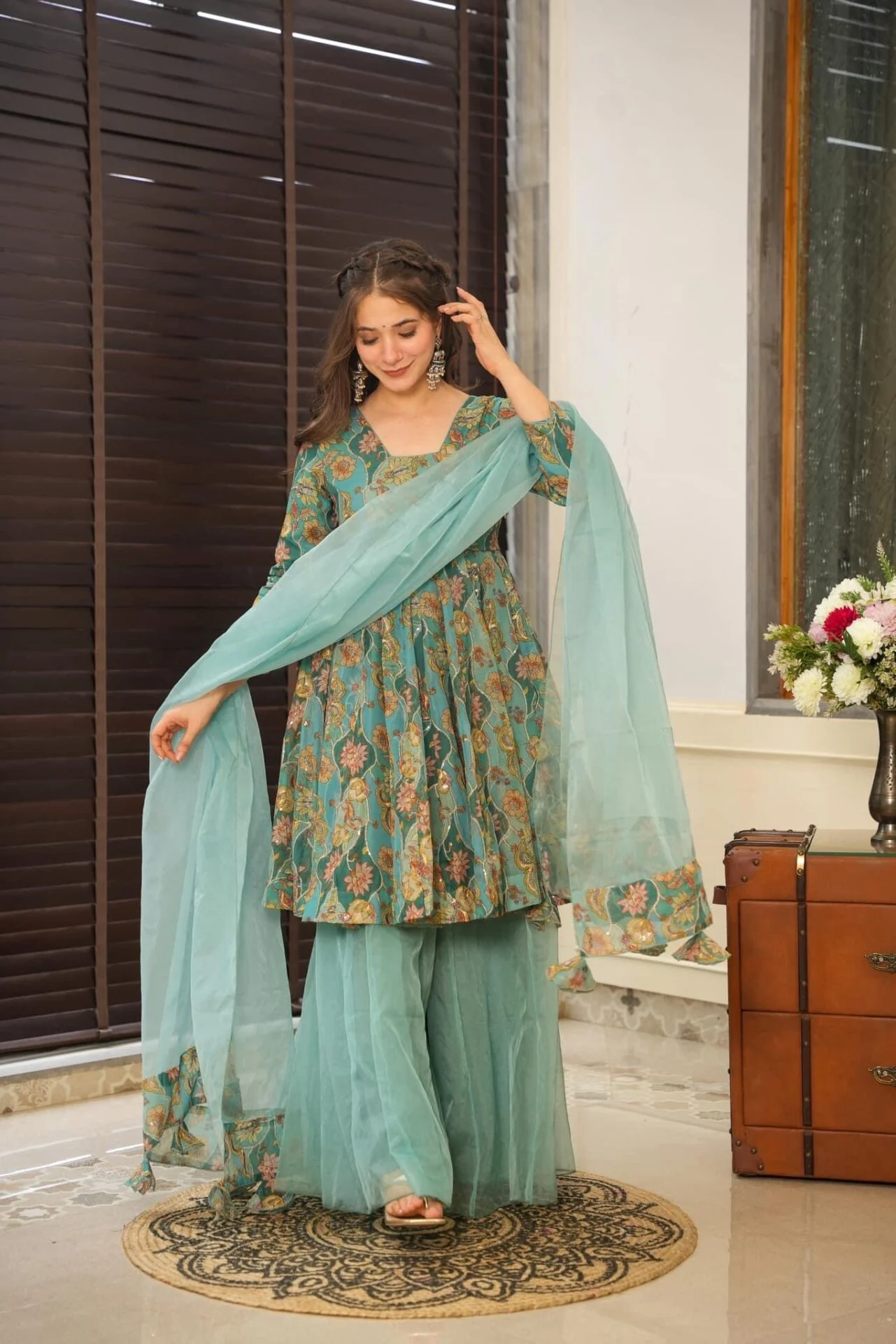 Aakruthi embroidered organza suit set - Image 3