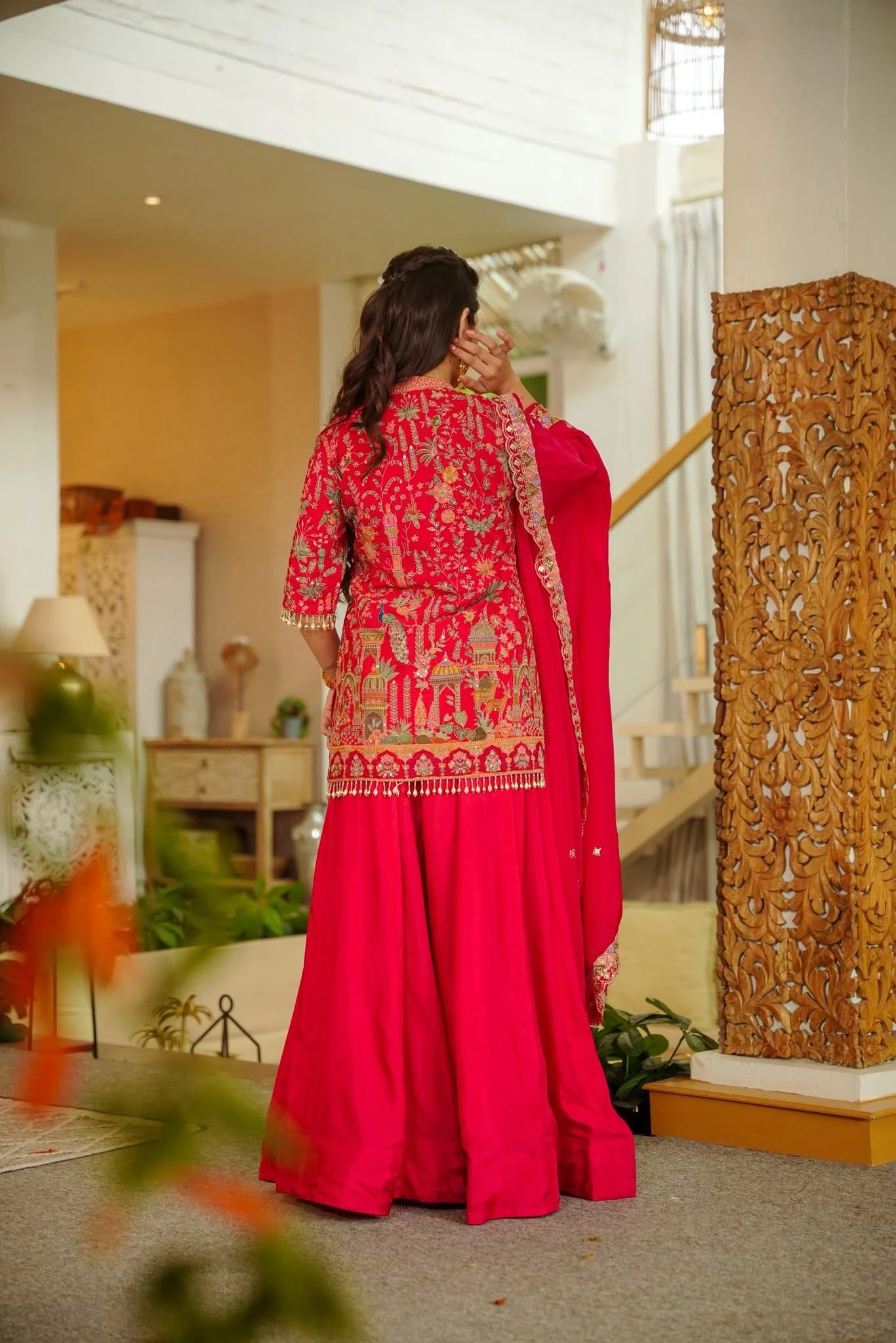 Aarizan Pink Embroidered Wedding Kurta Set - Image 4