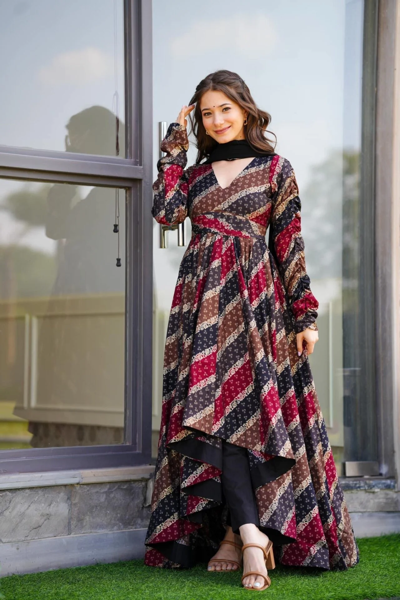 aliza multicolor leheriya suit set - Image 6