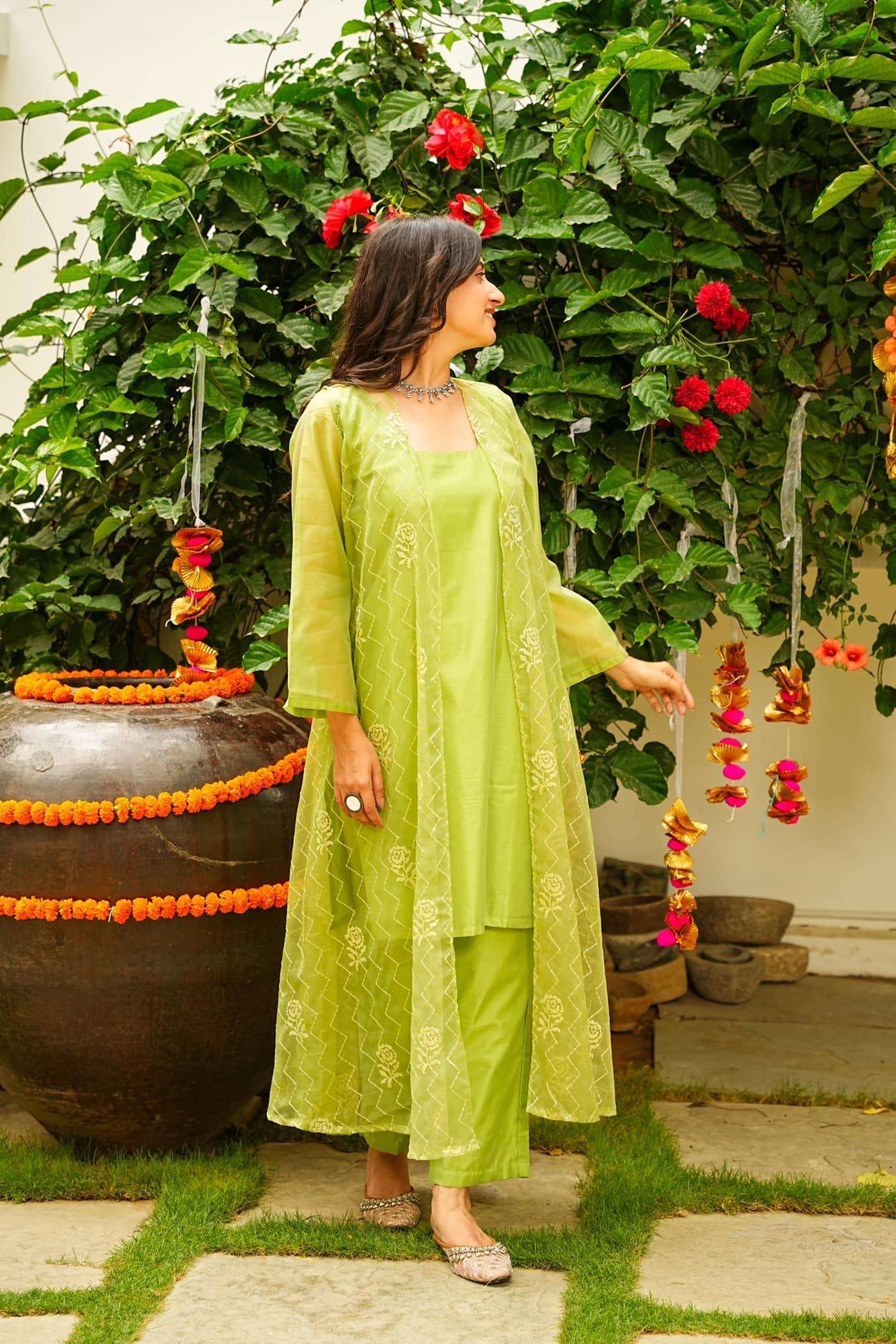 APPLE GREEN KURTA JACKET SET - Image 3