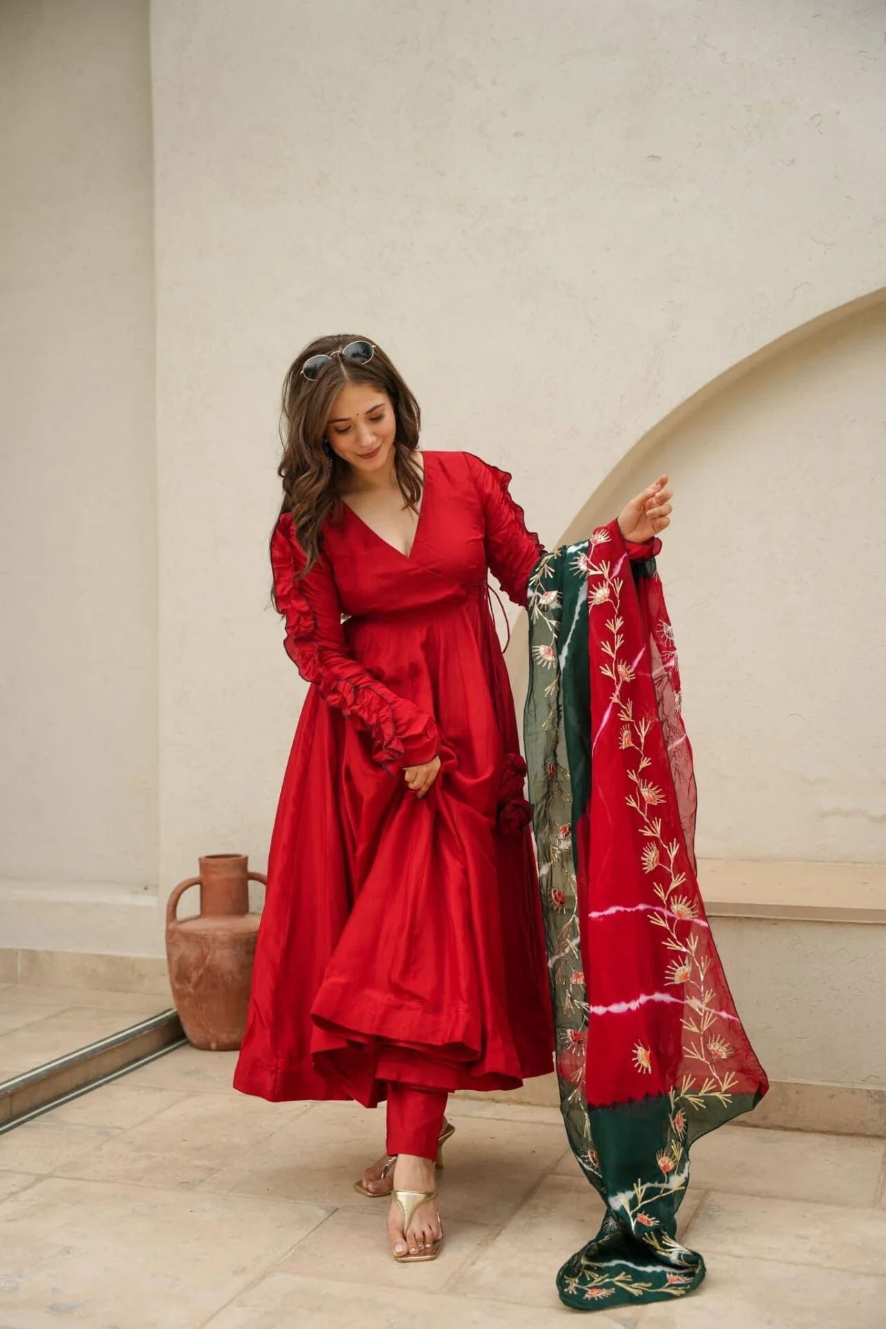 cardinal red suit set - Image 4