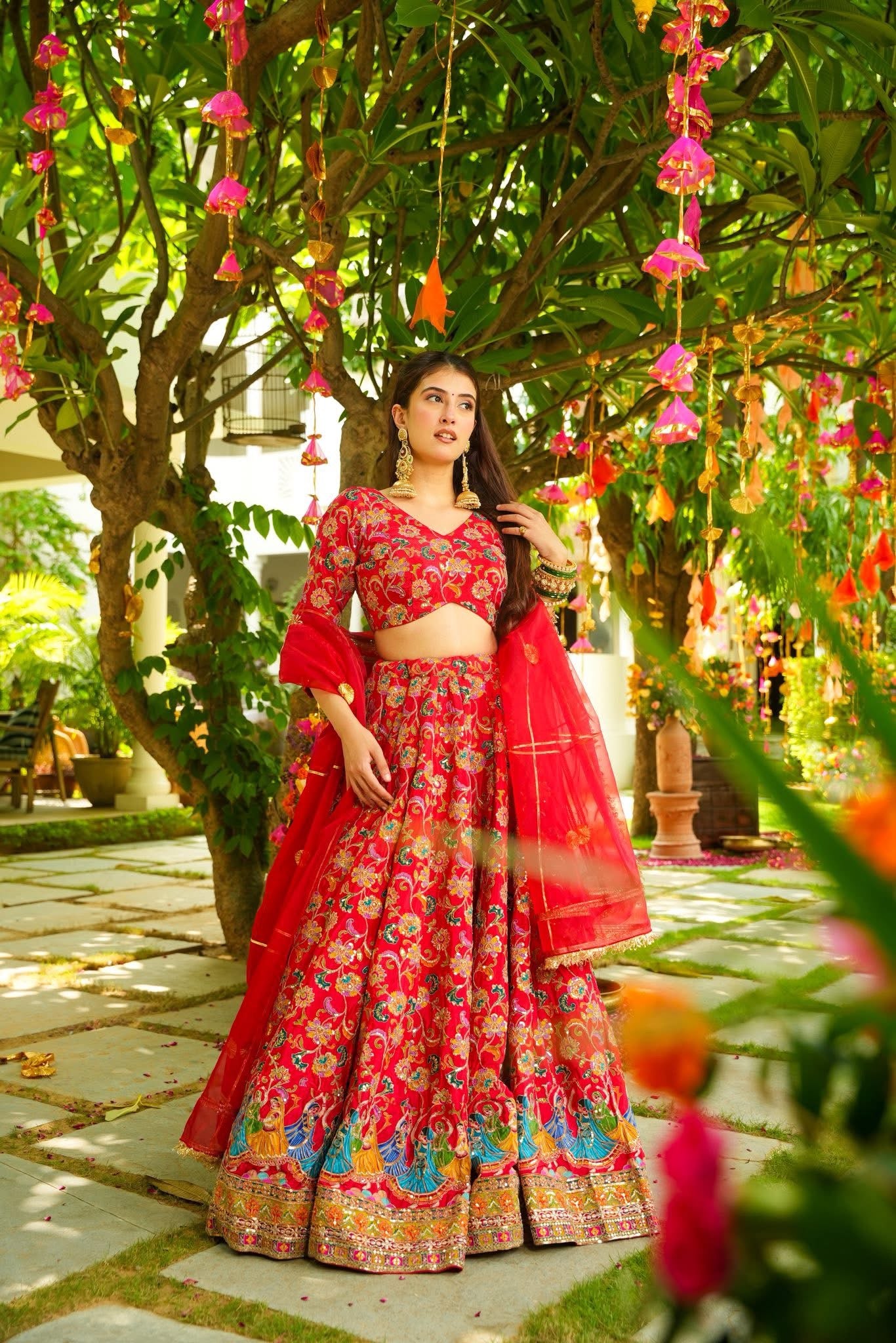 Divynaar Heavy Lehenga Set - Image 4
