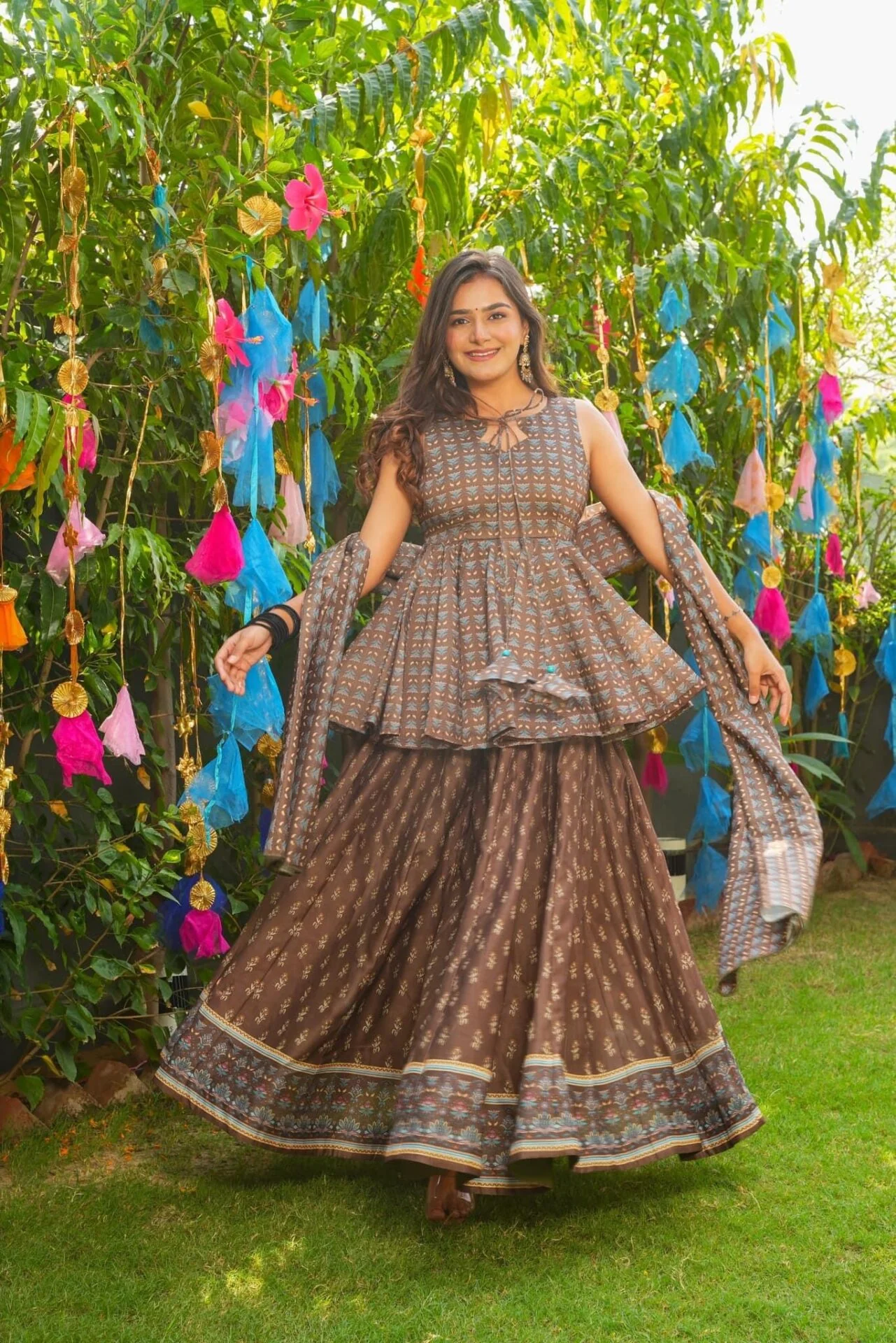Falguni chanderi SHARARA SET - Image 3