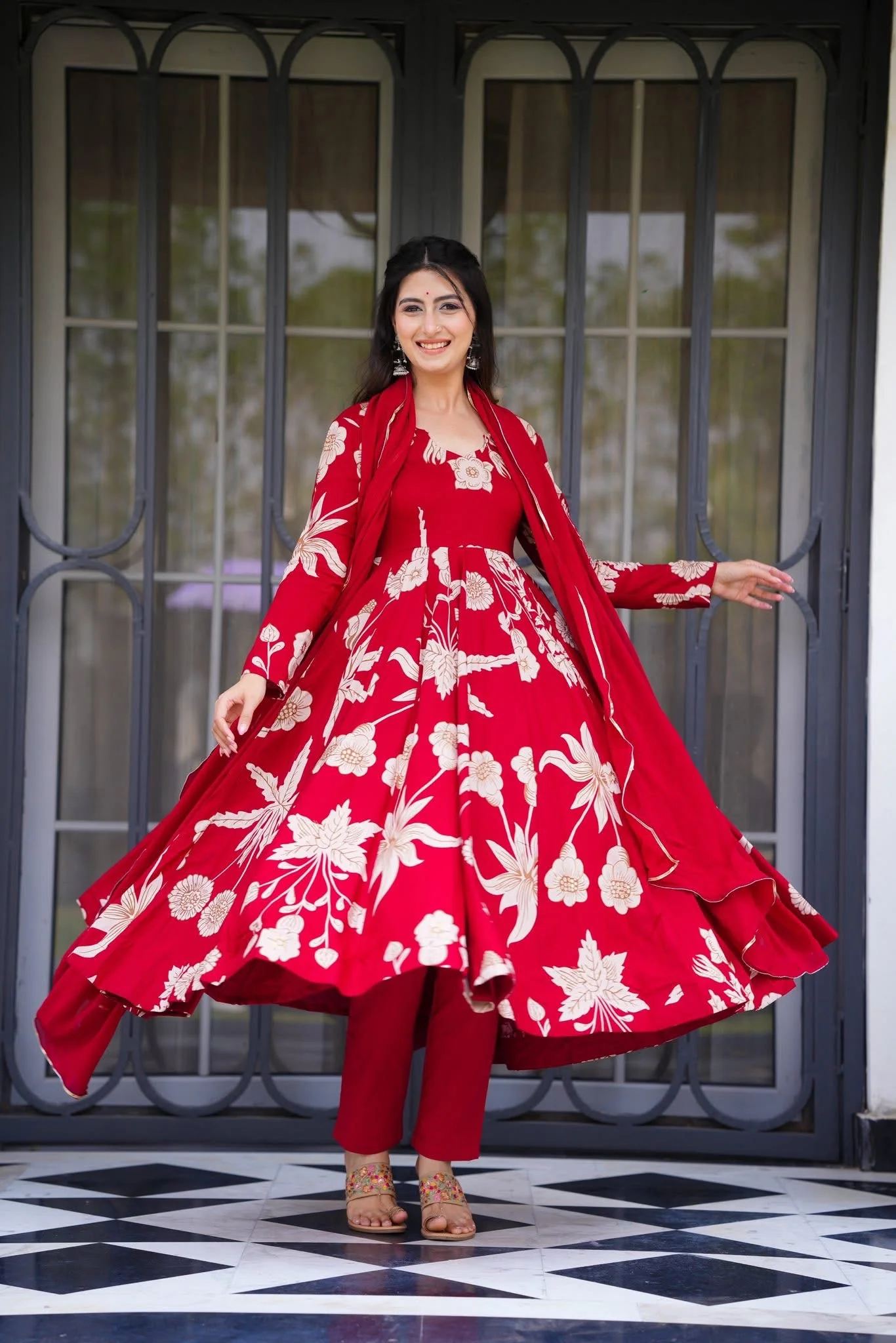Flame Lily Red Suit Set - Image 3