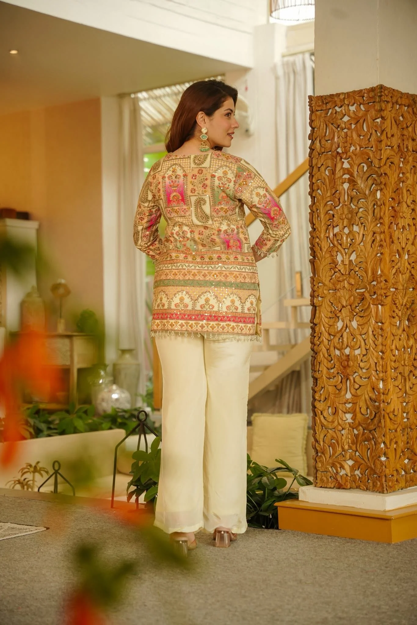 Gilded Crown Heavy Embroidered Co-ord Set - Image 5