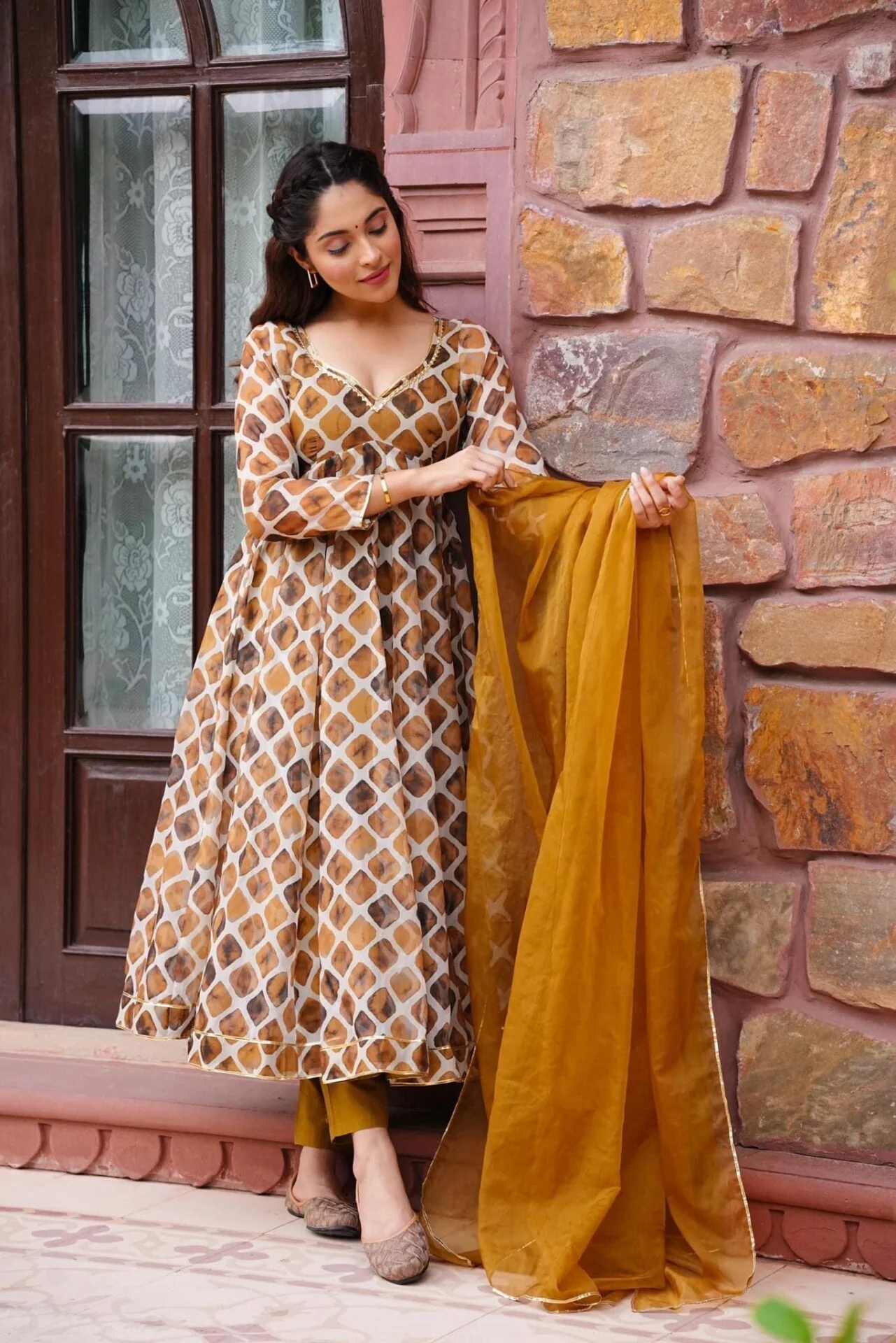 LUNA ECLIPSE ORGANZA SUIT SET - Image 2