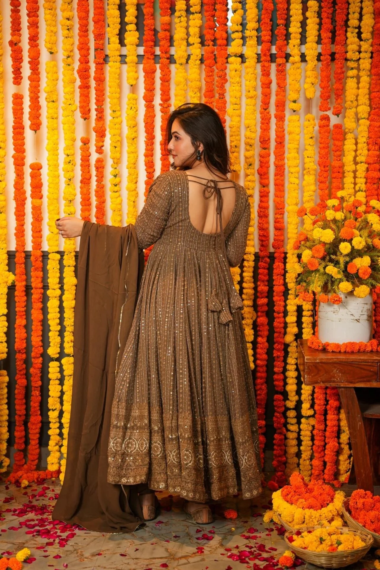 Mudstone georgette embroidered suit set - Image 5