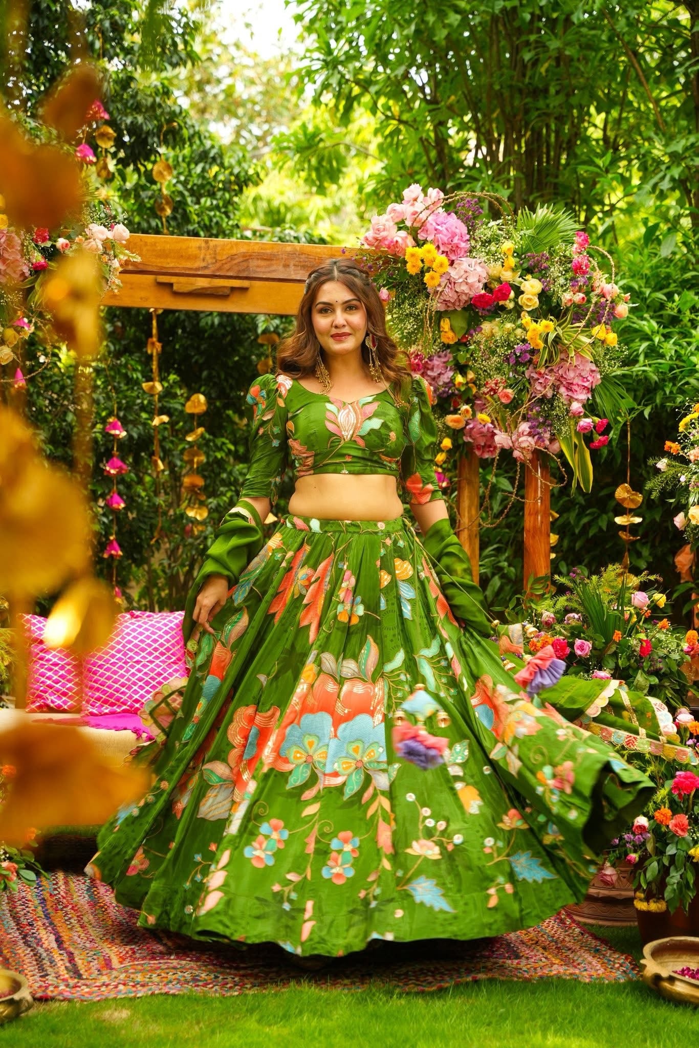 Nyraani Heavy Lehenga Set - Image 2