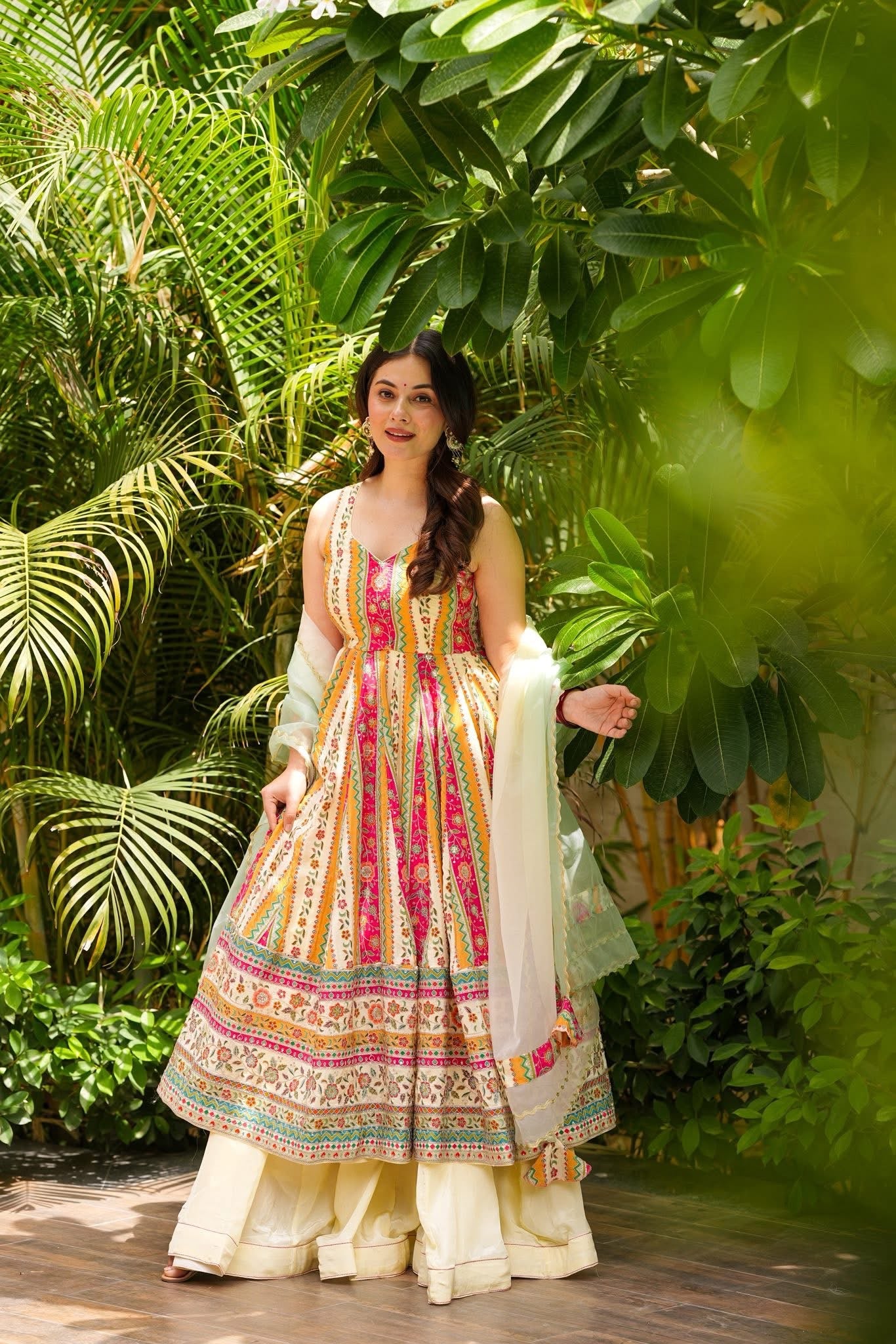 Rajnandini Royal Heavy Suit Set - Image 3