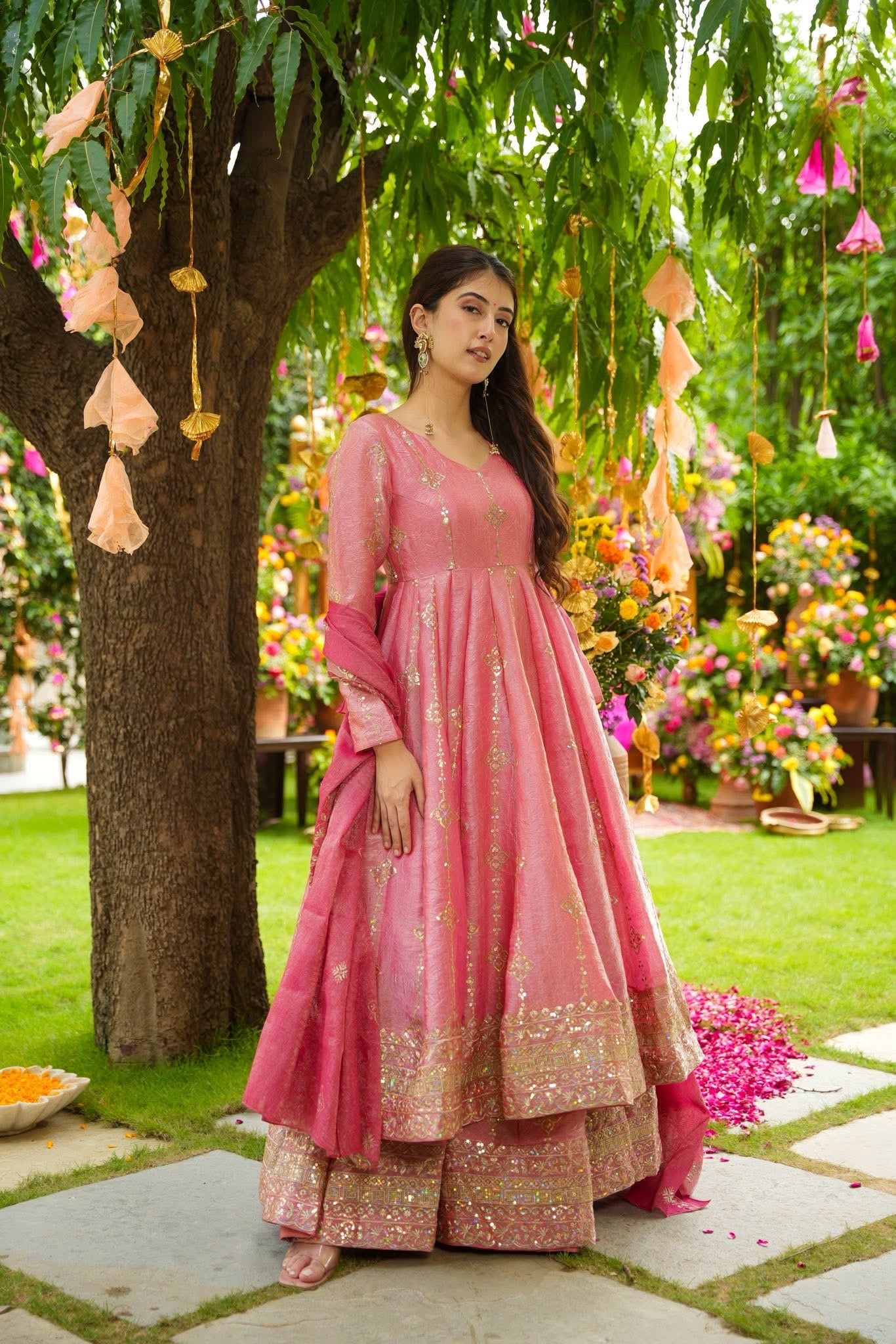 Regal Flamingo Suit Set - Image 3