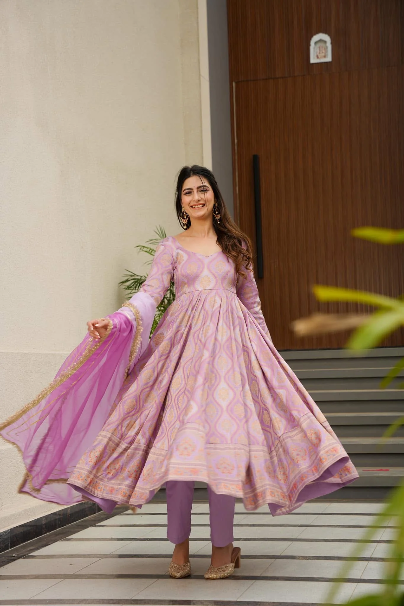 Ruhani Elegance Lavender Suit Set - Image 2