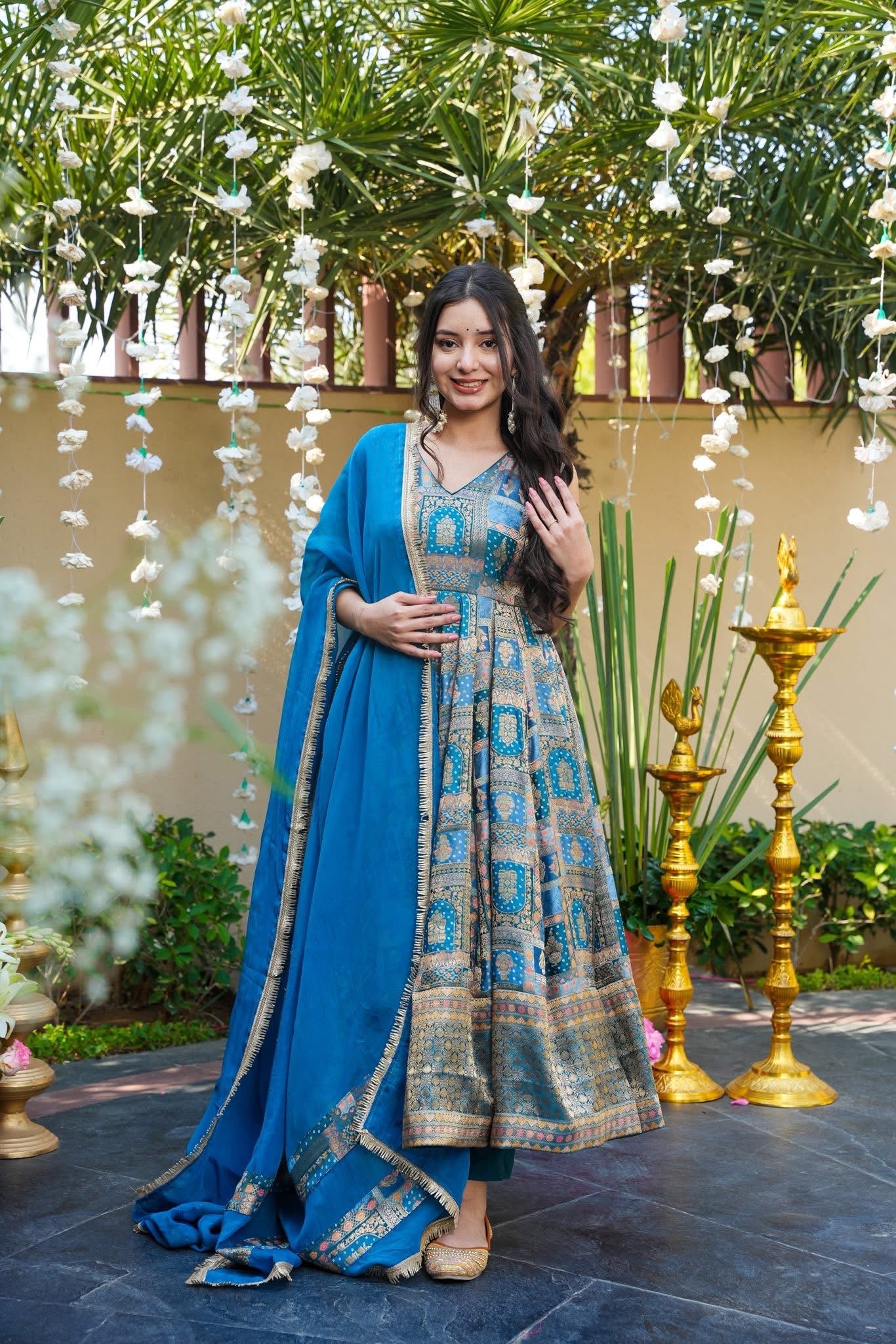 Saanjariya Blue Wedding Wear Anarkali Suit Set - Image 5