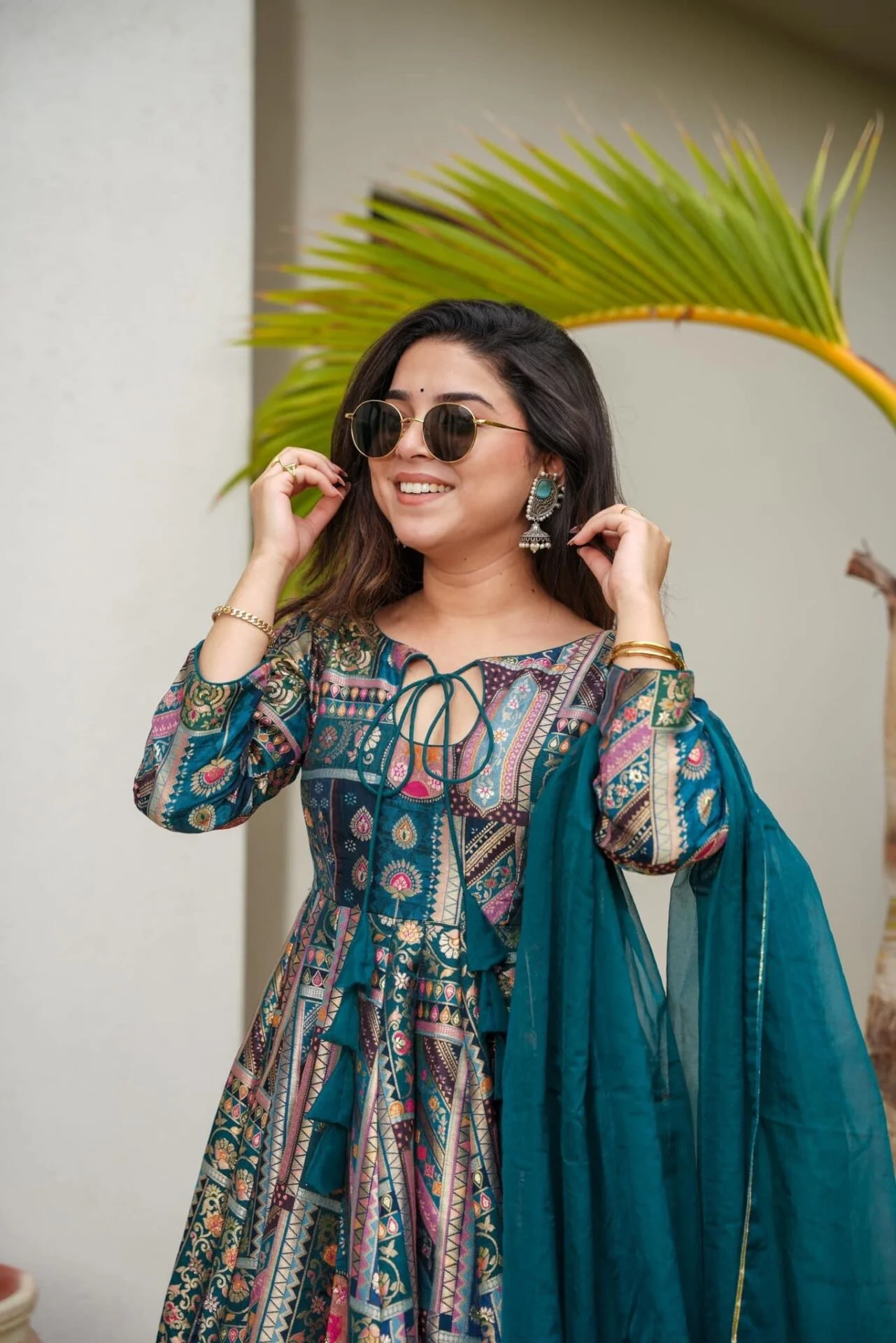 Shining bright silk suit set - Image 6