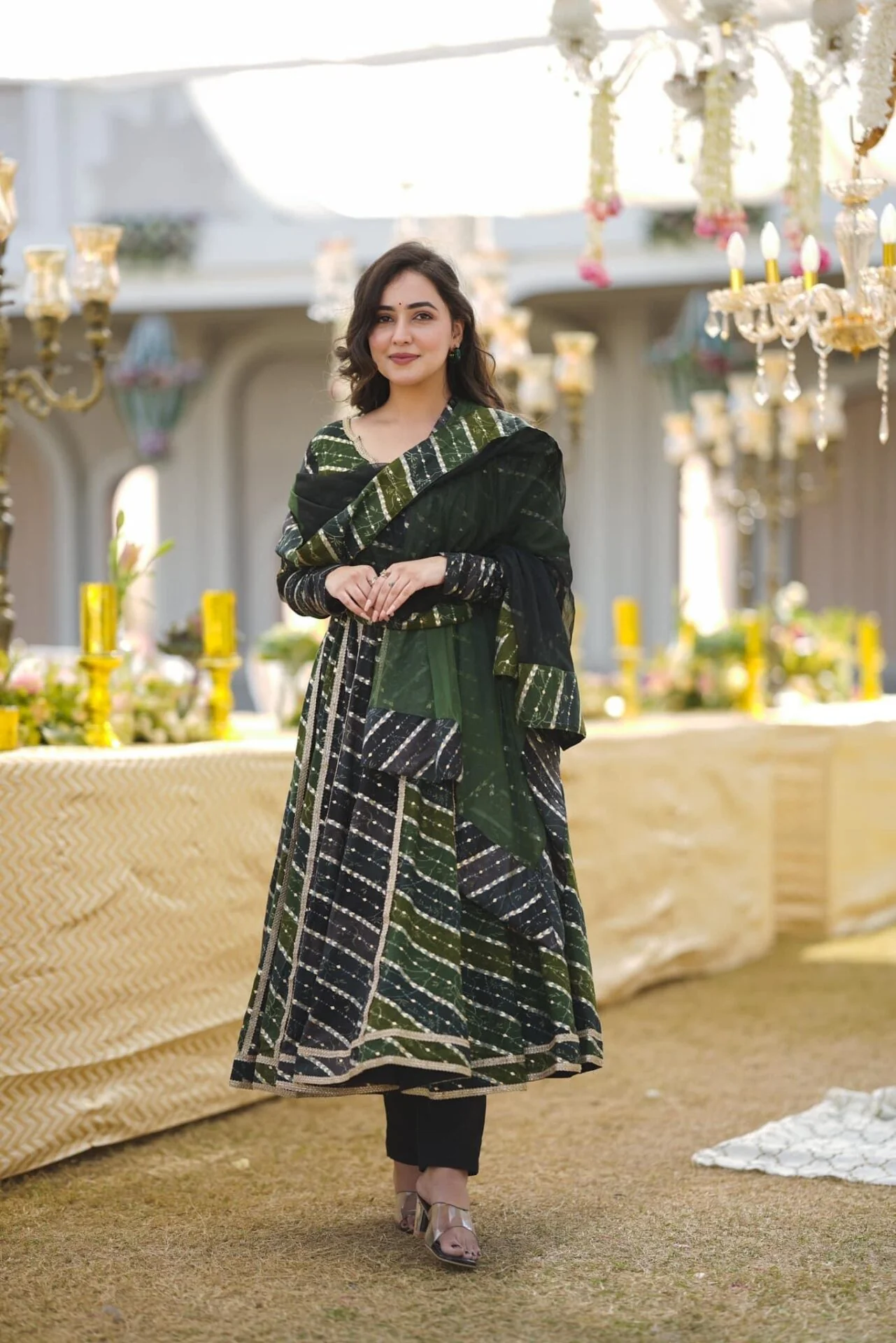 Sitara green rayon suit set - Image 3