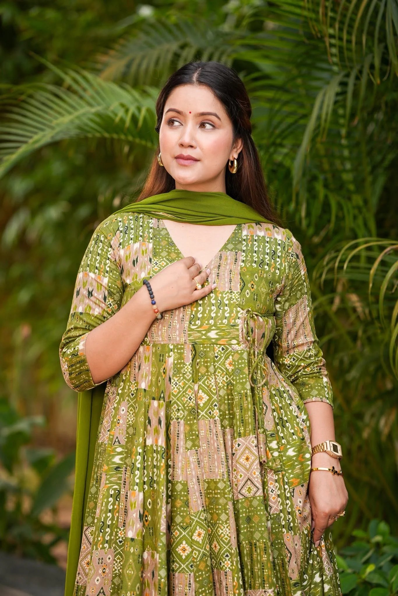 Siya Leaflet Rayon Suit Set - Image 5