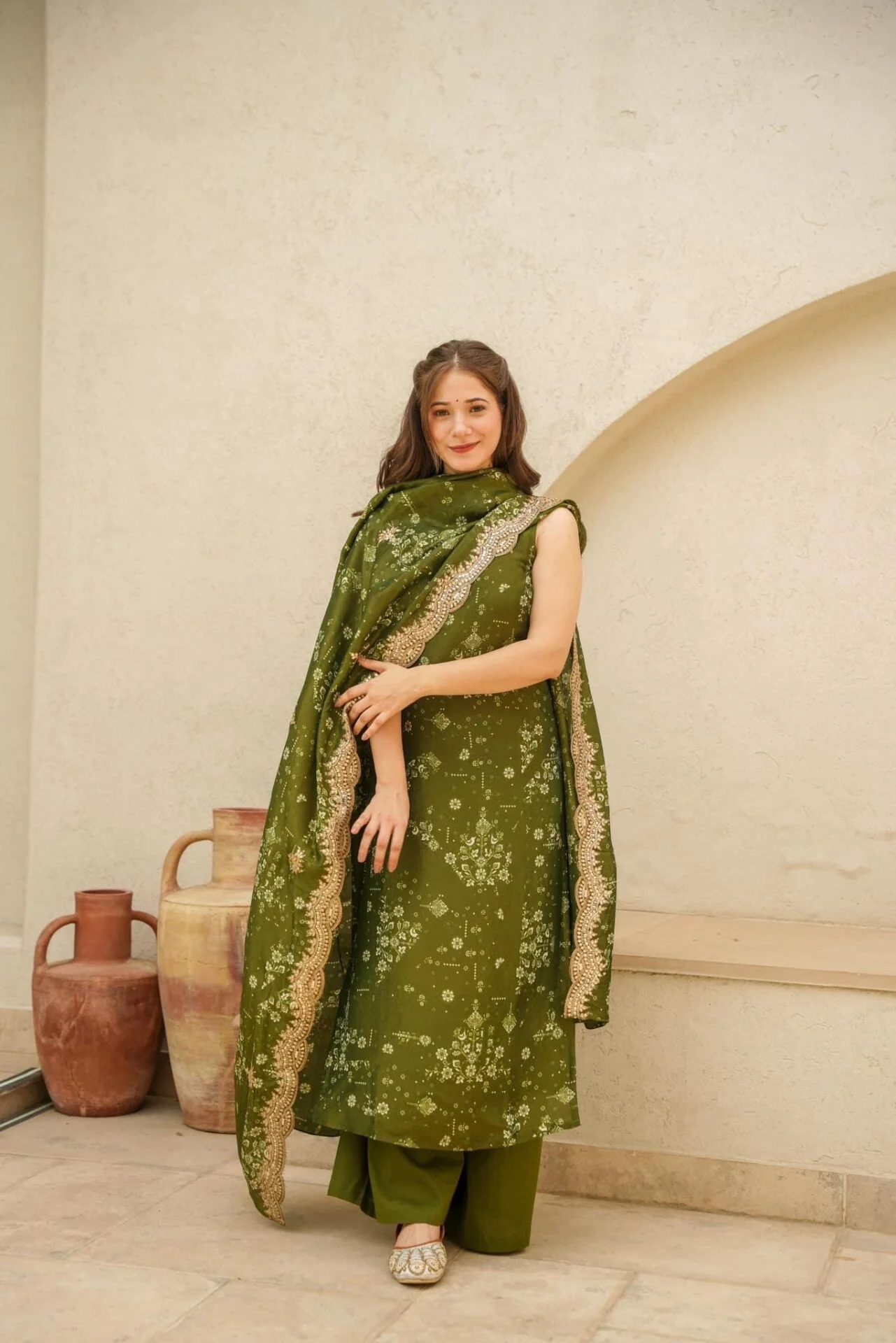 Sol green cosmos kurta set - Image 3