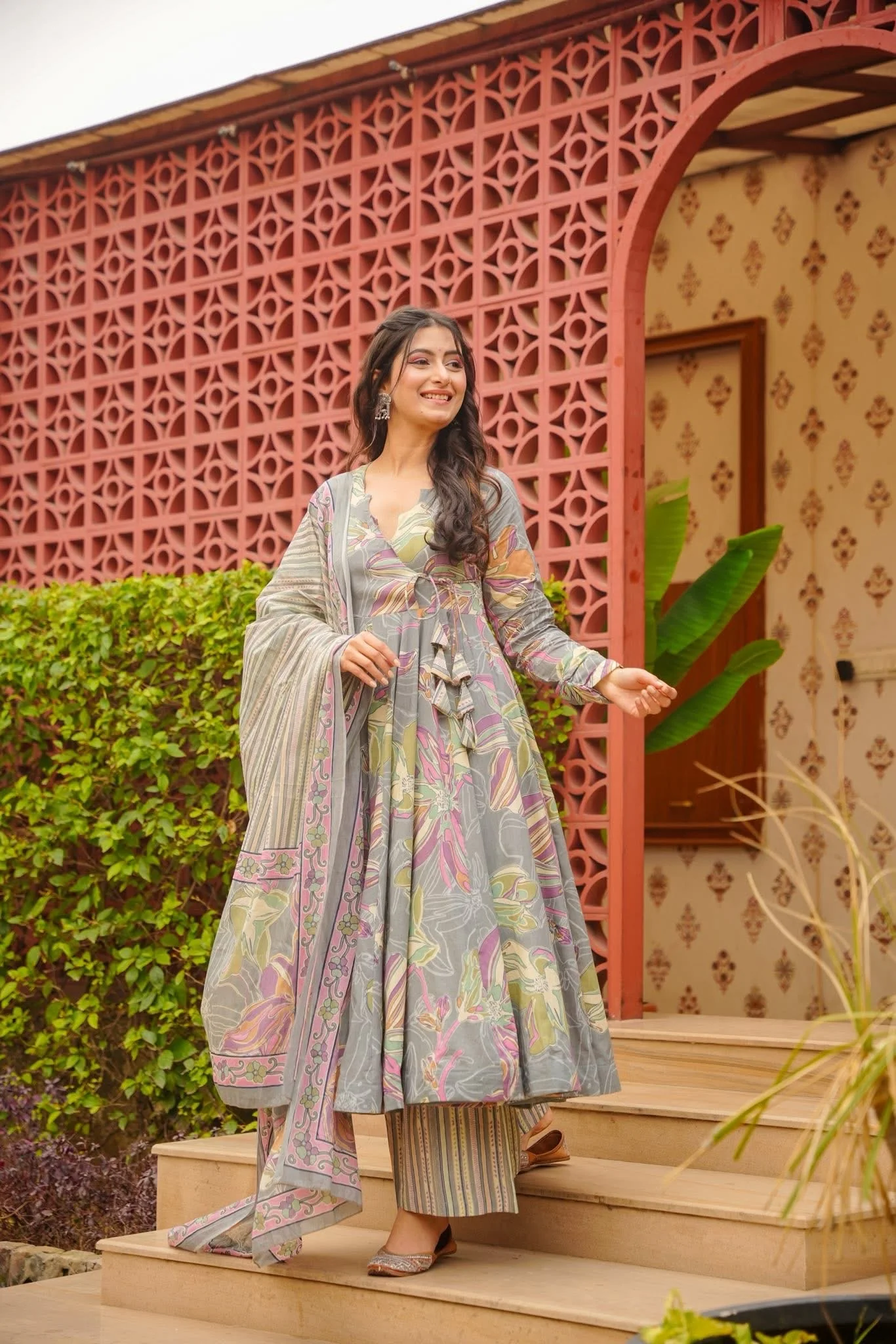 Tehriya Printed Cotton Suit Set - Image 3