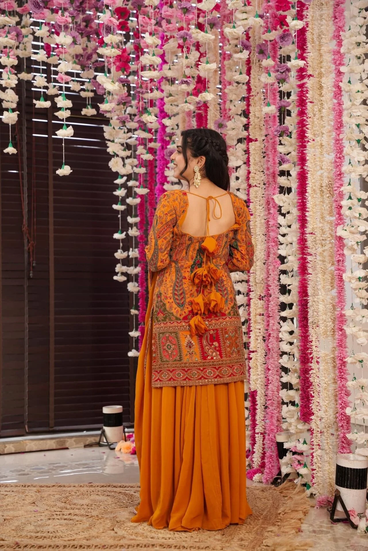 Vidya heavy embroidered suit set - Image 4