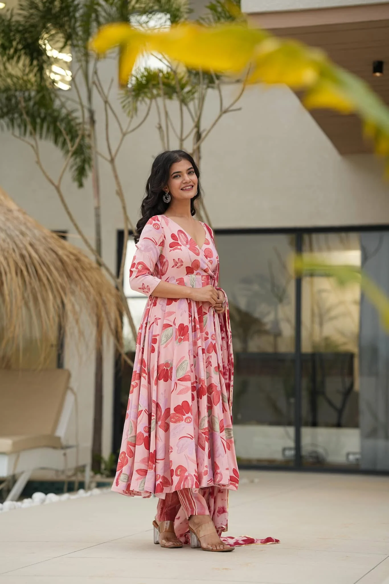 Vrinda floral pink suit set - Image 5