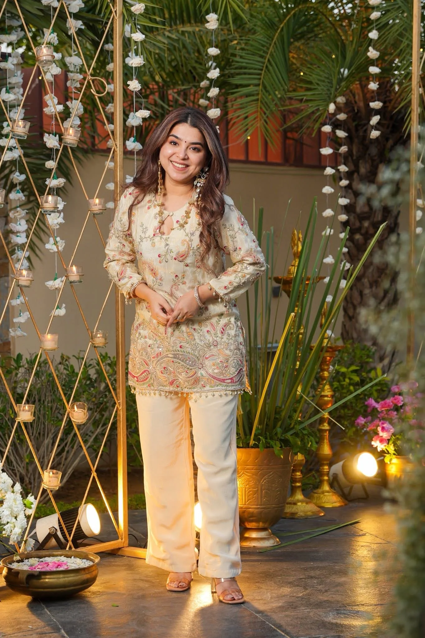 White Elnora Embroidered Co-ord Set - Image 3