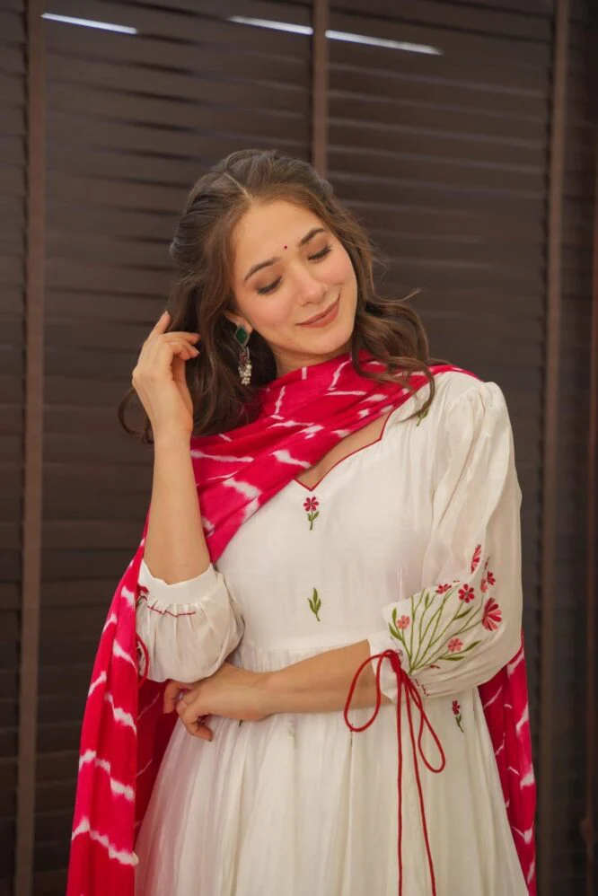 Zahra white chanderi suit set - Image 6