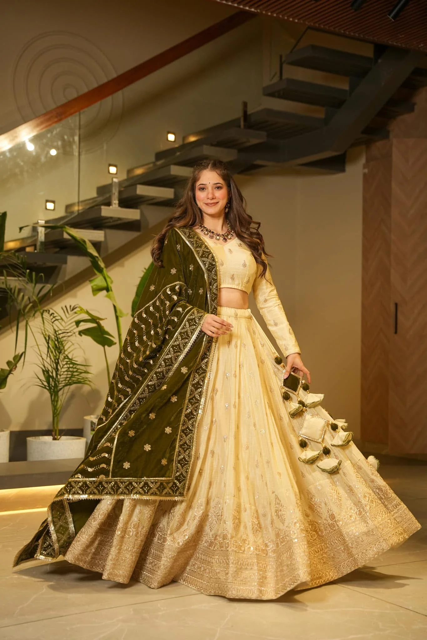 zahreen ethnic cosmos lehenga set - Image 4