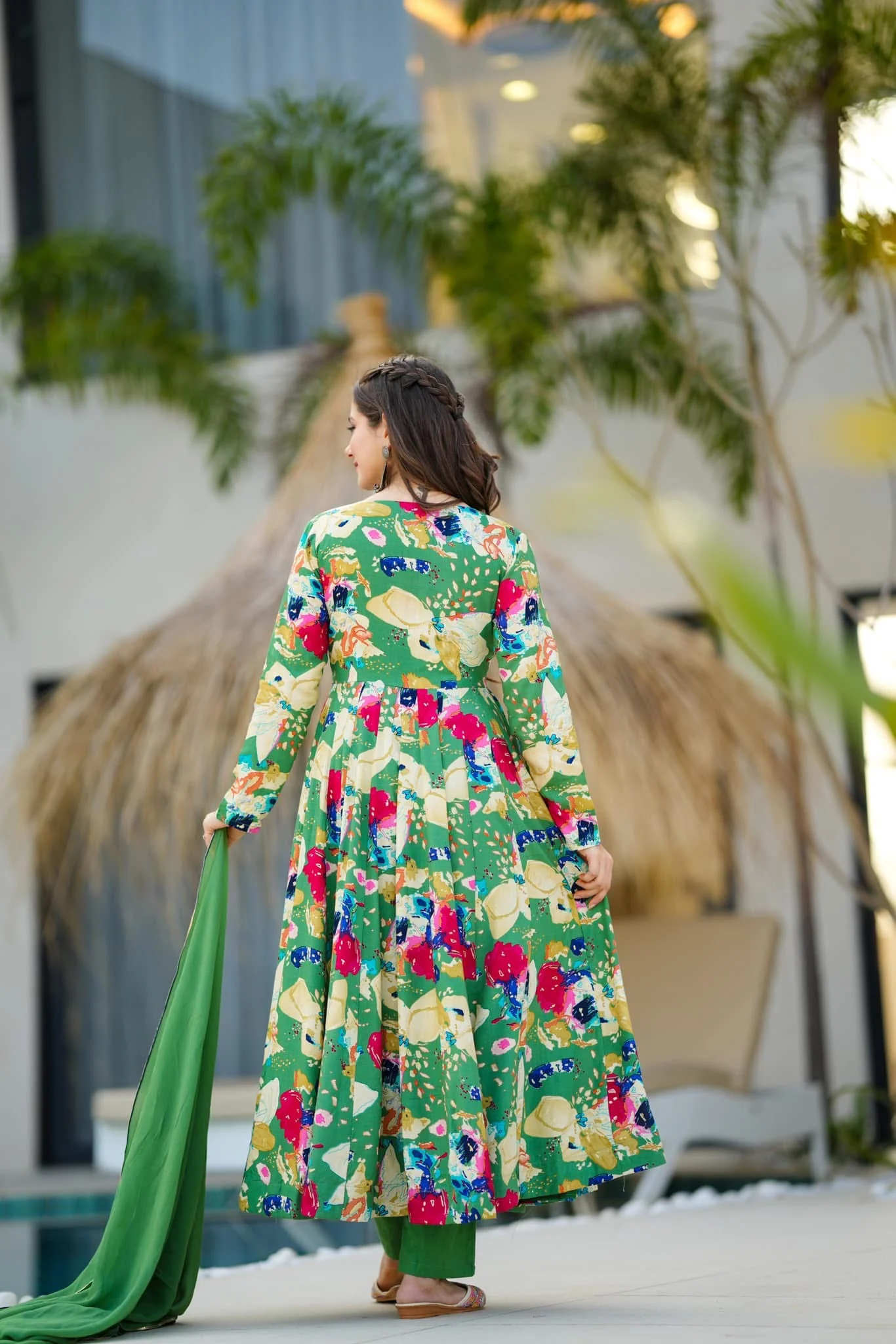 Zayra green rayon suit set - Image 6