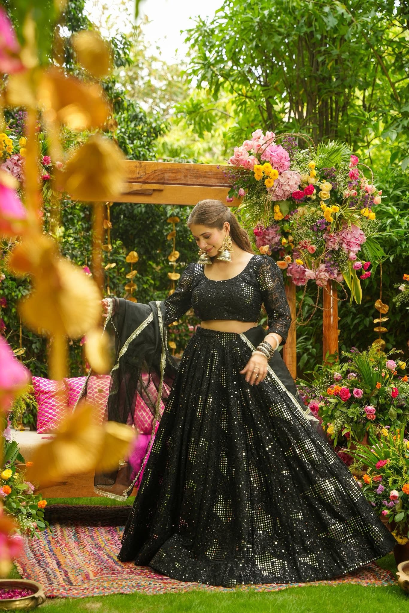 Ziyaara Heavy Lehenga Set - Image 4