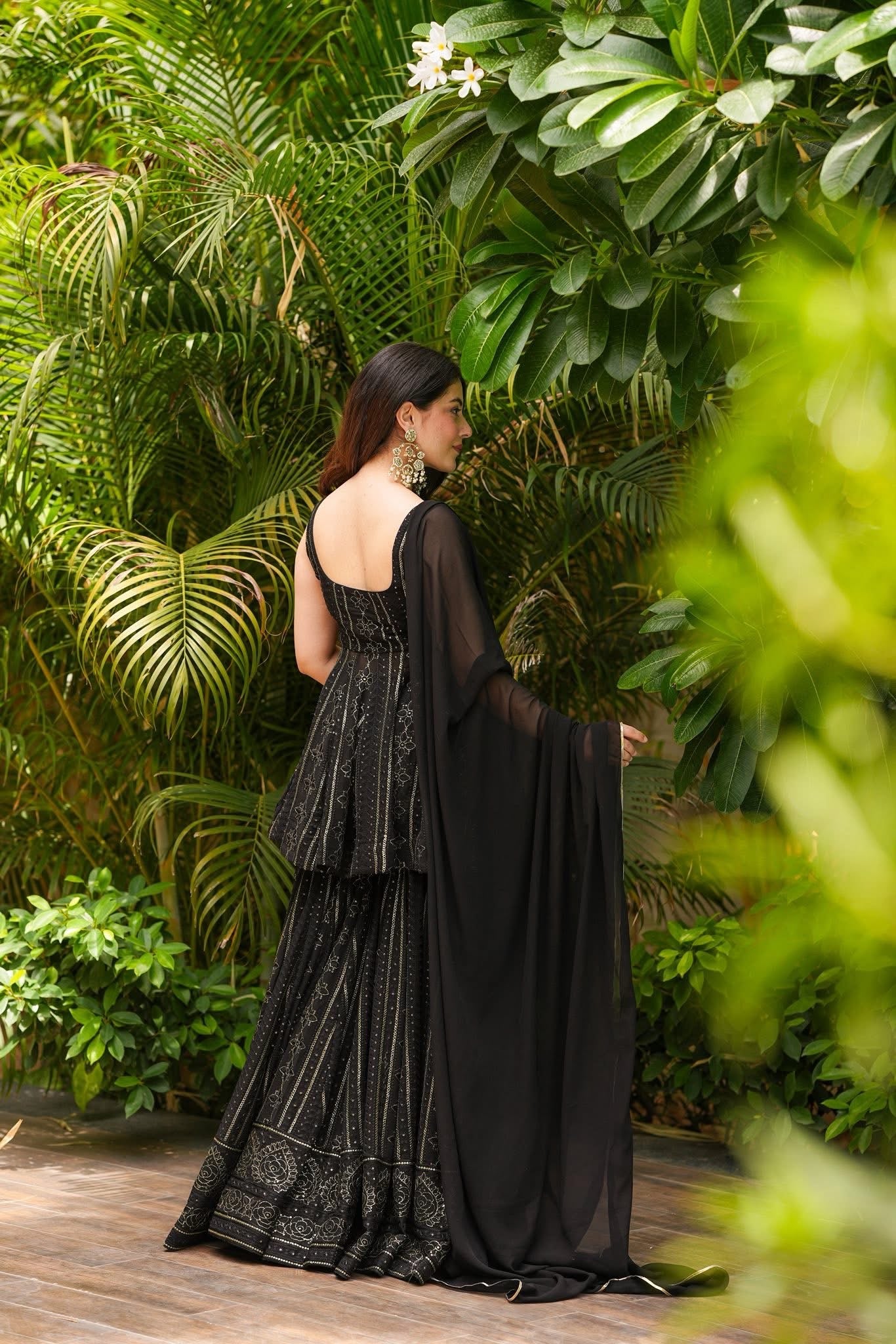 Zunaira Black Geogette Sharara Set - Image 4